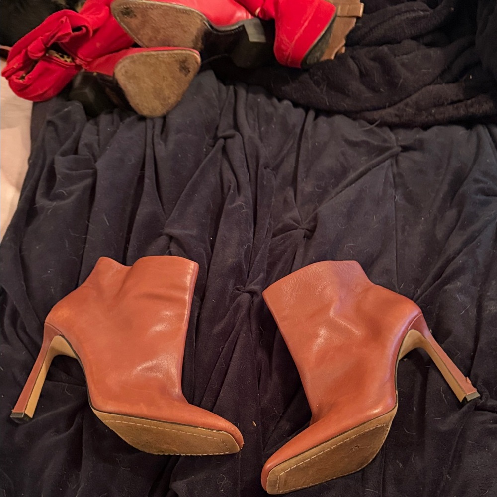 Vince Camuto Tan Heeled Boots